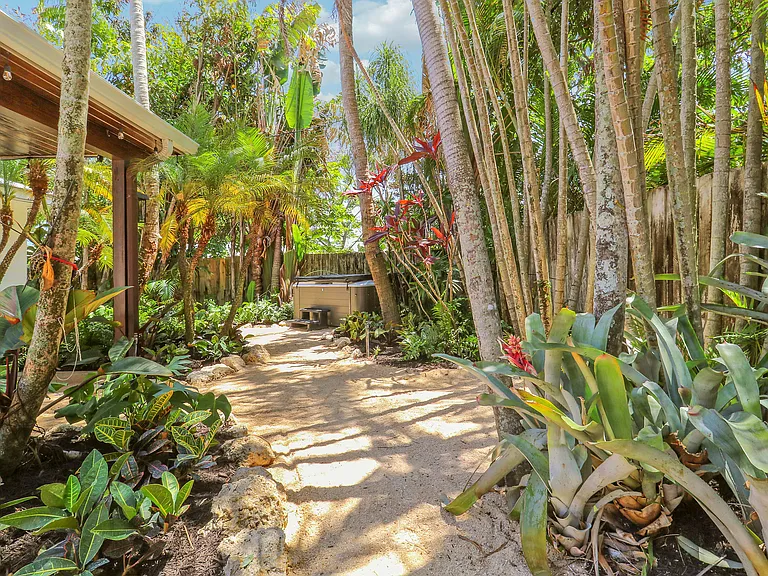19931 Jasmine Dr — Photo 5
