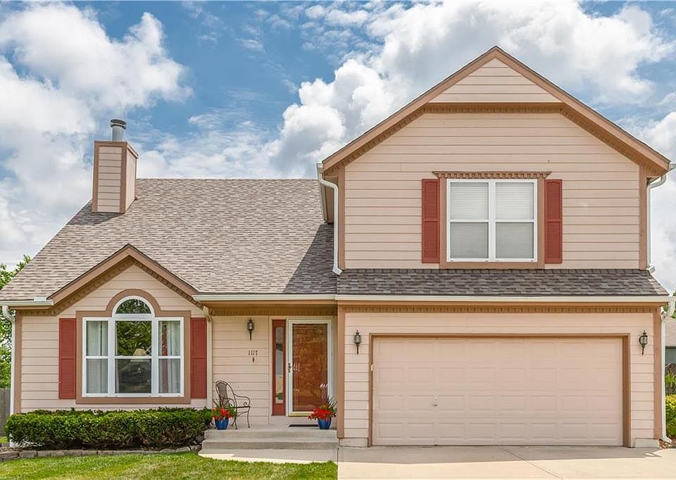 1st image of 1117 SE Windstar Dr