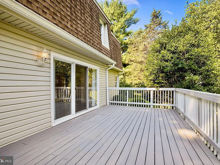 1518 Gingerwood Ct — Photo 34