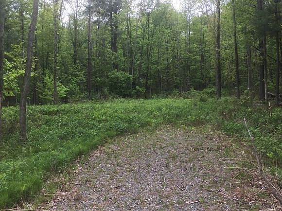 2nd image of 120 Southwoods Dr