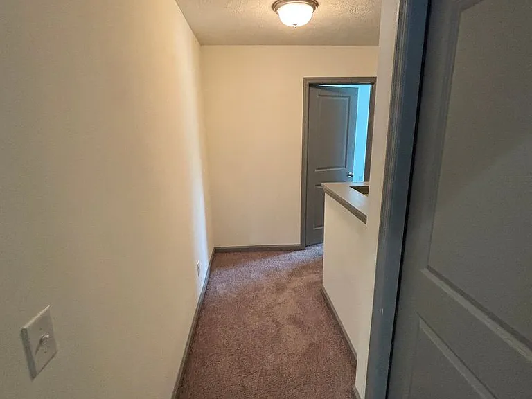 703 Buddy Ct — Photo 16