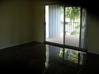 2nd image of 205 Calle Amistosa