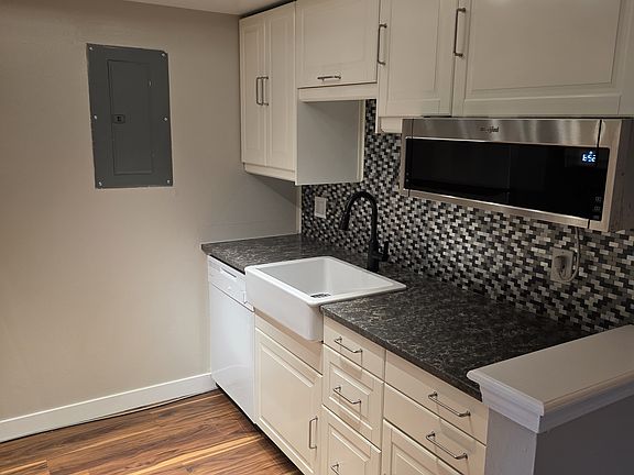2nd image of 1960 S Xanadu Way APT 203