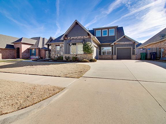 2nd image of 5616 Saint James Pl