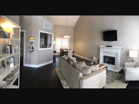 3rd image of 4266 Highcroft Dr