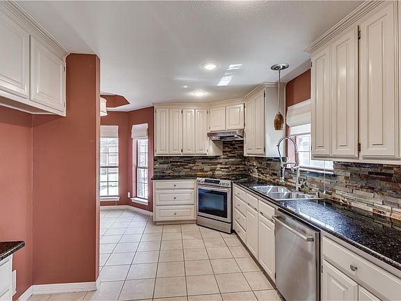 4th image of 3213 Staghorn Cir