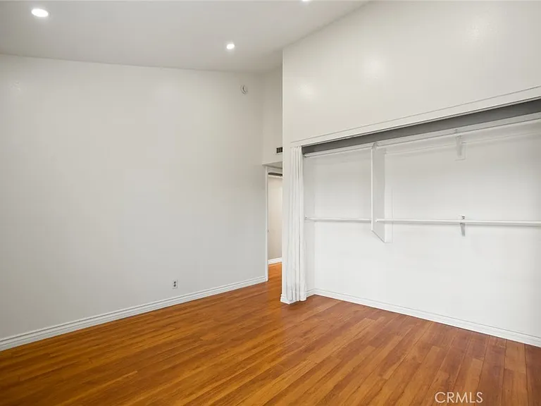 5340 Wilkinson Ave #6 — Photo 13