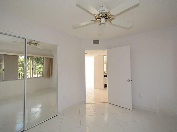 2nd image of 13700 SW 14 #305 D