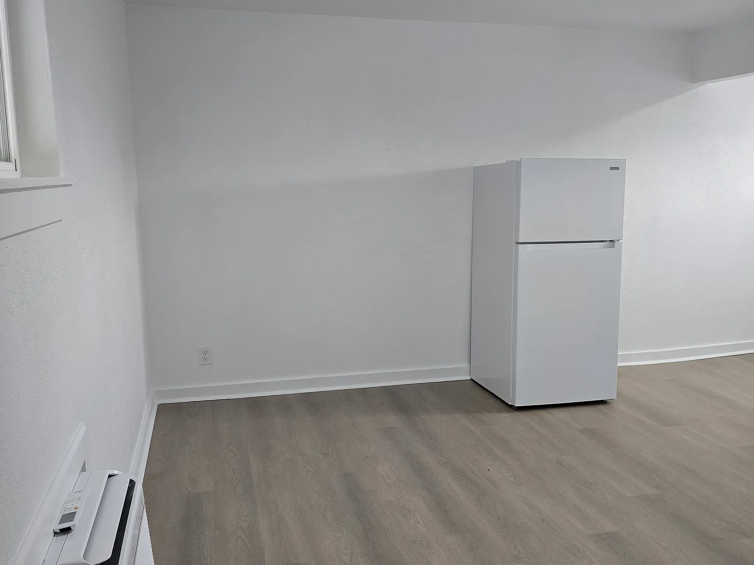 Studio, 304 sqft, $700 — Photo 4