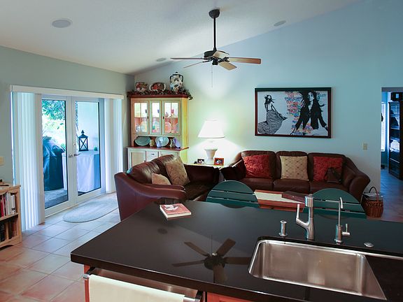 3rd image of 2883 W Orchard Cir