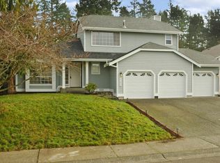 27912 215th Pl SE, Maple Valley, WA 98038