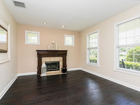 3rd image of 2538 Rainbow Springs Ln