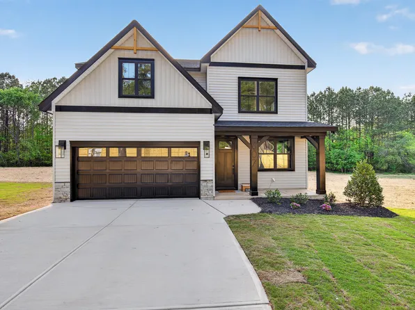 607 Richardson Rd, Zebulon, NC 27597