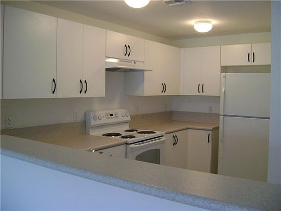 D202 Kitchen