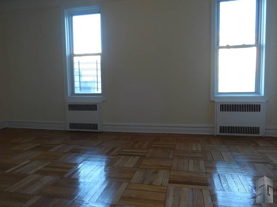 1st image of 2828 Kings Hwy APT 1H