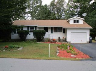 50 Coachman Dr, Ballston Spa, NY 12020
