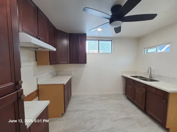 161 W 84th Pl #2, Los Angeles, CA 90003