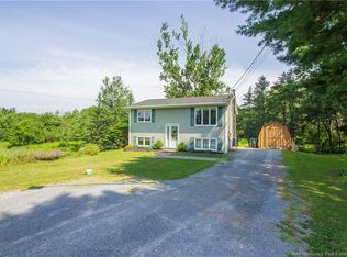 17 Templeton Ct, Hampton, NB E5N 7C7