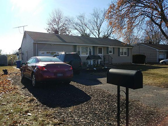 2nd image of 1471 Cedarwood Dr