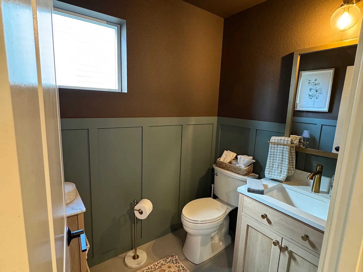 3 bed, 2.5 bath, 2700 sqft, $3,000 — Photo 4