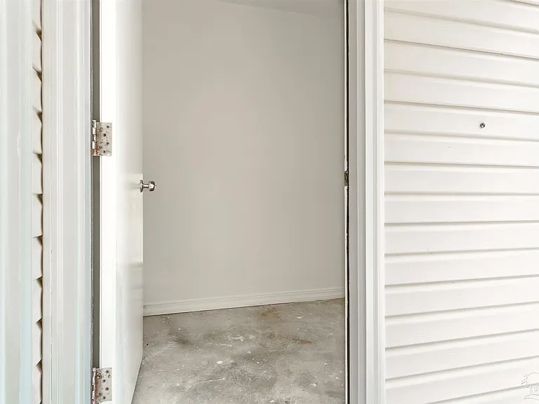 1356 Redwood Ln — Photo 19