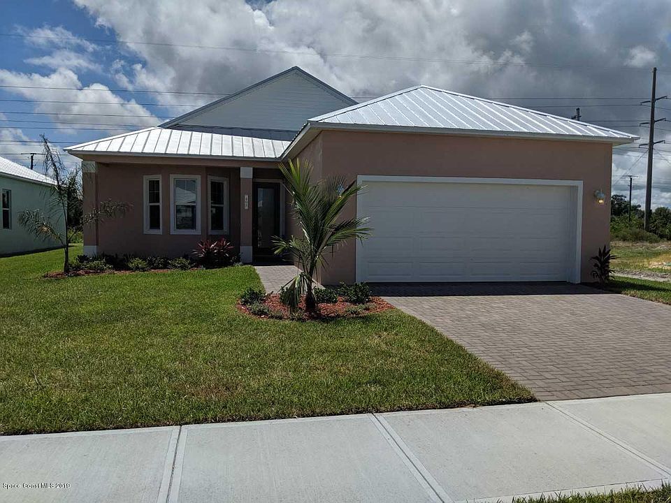 1st image of 465 Lorelei Ave