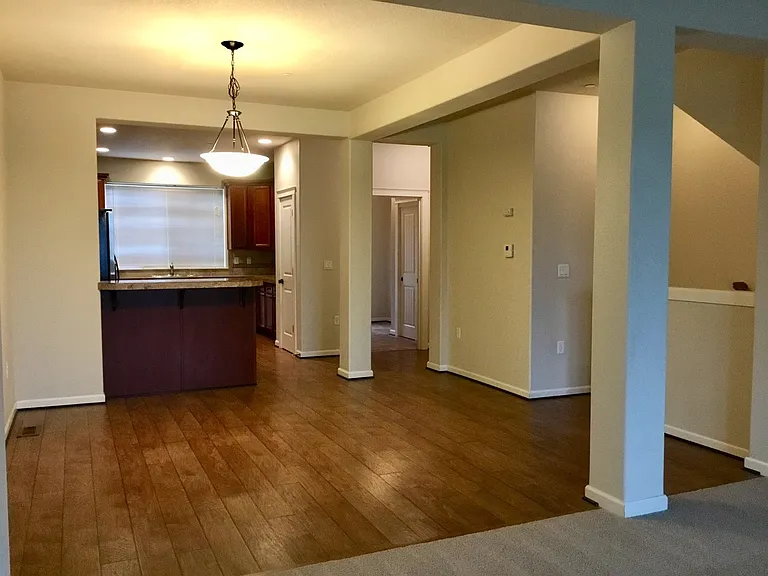 10012 SE Old Town Ct — Photo 5