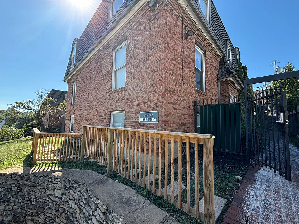 Belleview Apartments