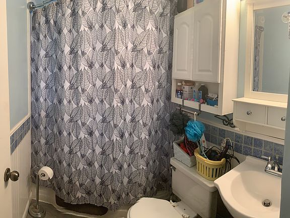 New vanity and flooring 