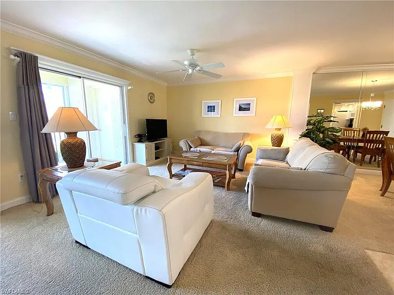 555 Park Shore Dr #B-407 — Photo 11