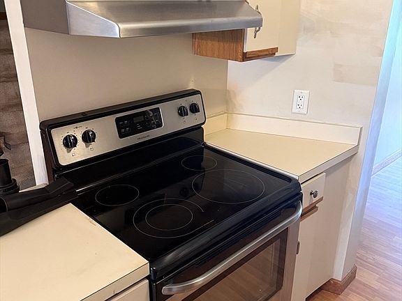 3rd image of 8 John Dr #8