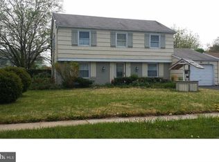 66 Midvale Ln, Willingboro, NJ 08046
