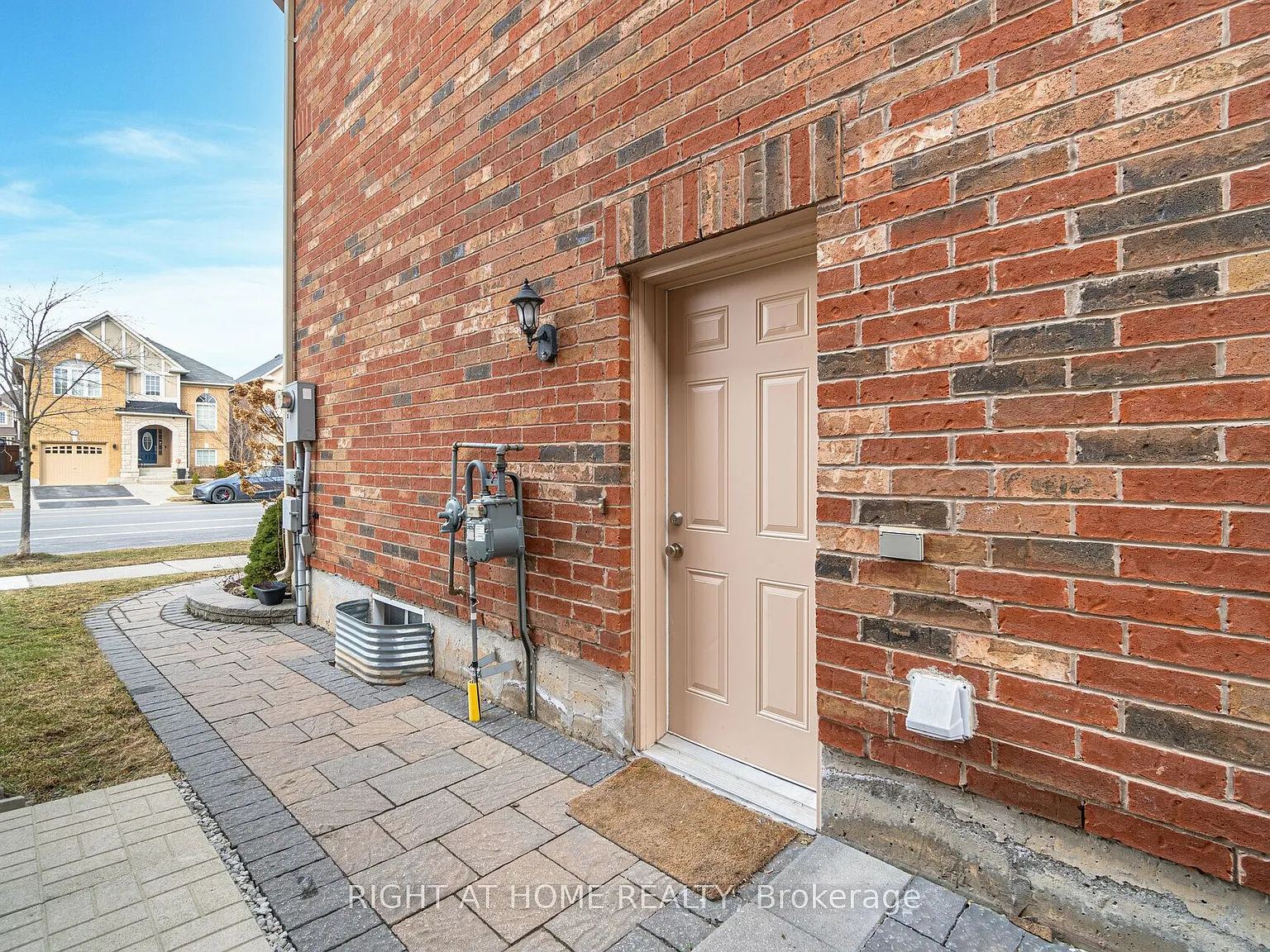2 bed, $1,700 — Photo 3