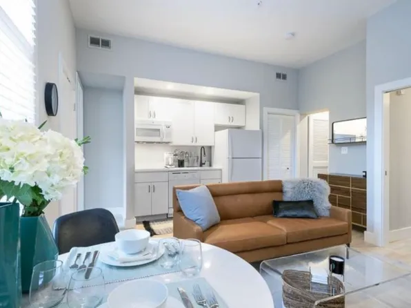 2110 R St NW, Washington, DC