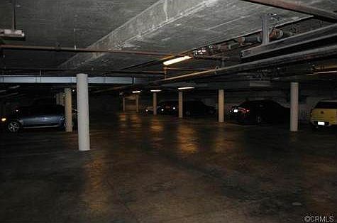 4th image of 150 S Michigan Ave APT 304