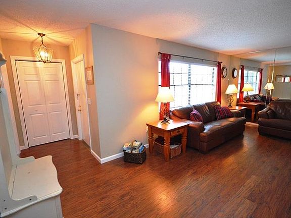 3rd image of 5206 36th Avenue Dr W