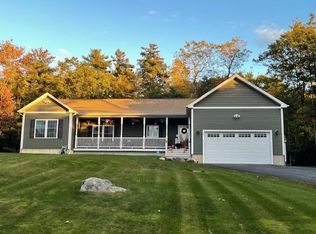 1 Corey Rd, Deerfield, NH 03037
