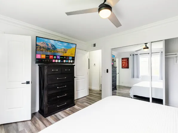 1155 Paularino Ave, Costa Mesa, CA 92626