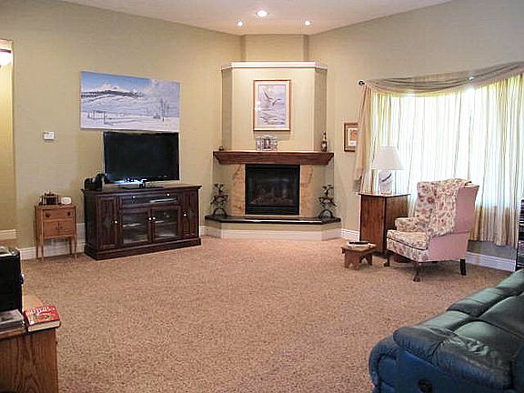 3rd image of 5144 Eaglewood Dr
