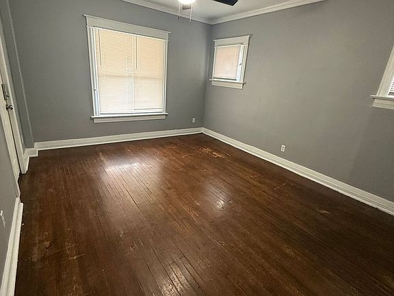 5th image of 3720 Walnut St APT 1