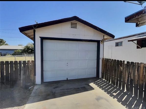 (undisclosed Address)