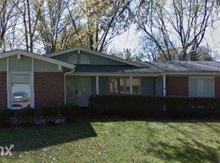 3870 Fairway Dr, Florissant, MO 63033