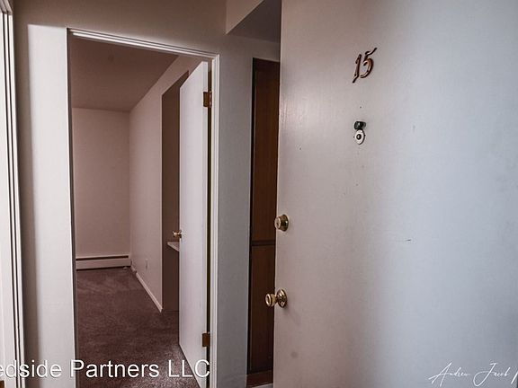 3rd image of 2800 Franklin Ave E APT 16