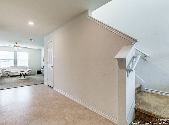 3rd image of 4530 Adanac Ct