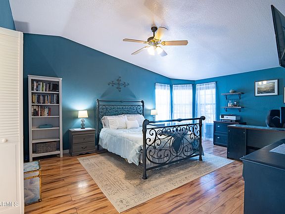 2nd image of 2500 S 198TH Avenue
