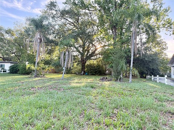 2nd image of 304 Springdale Pl Lot 28