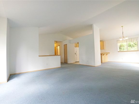 5th image of 23011 66th Ave W
