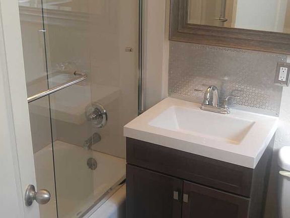 4th image of 1820 O St APT 4