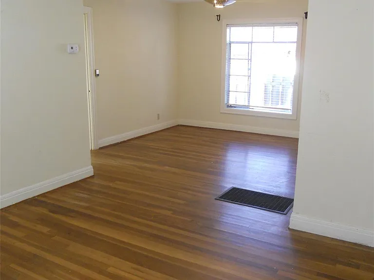 2511 Enfield Rd #B — Photo 9