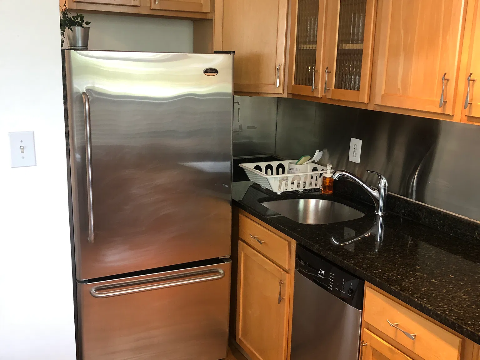 1822 15th St NW — Photo 3